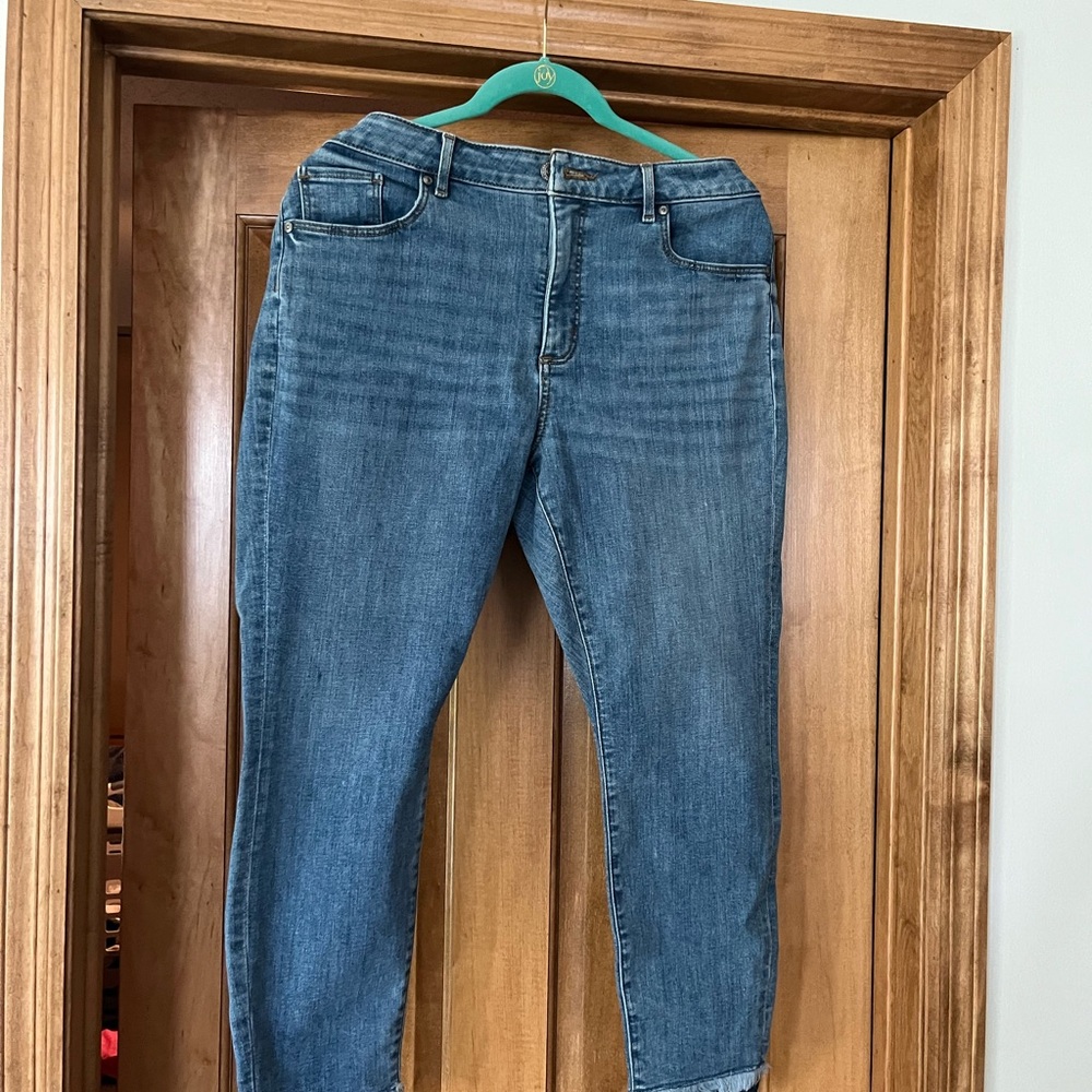 LOFT Women's Blue Ankle Jeans